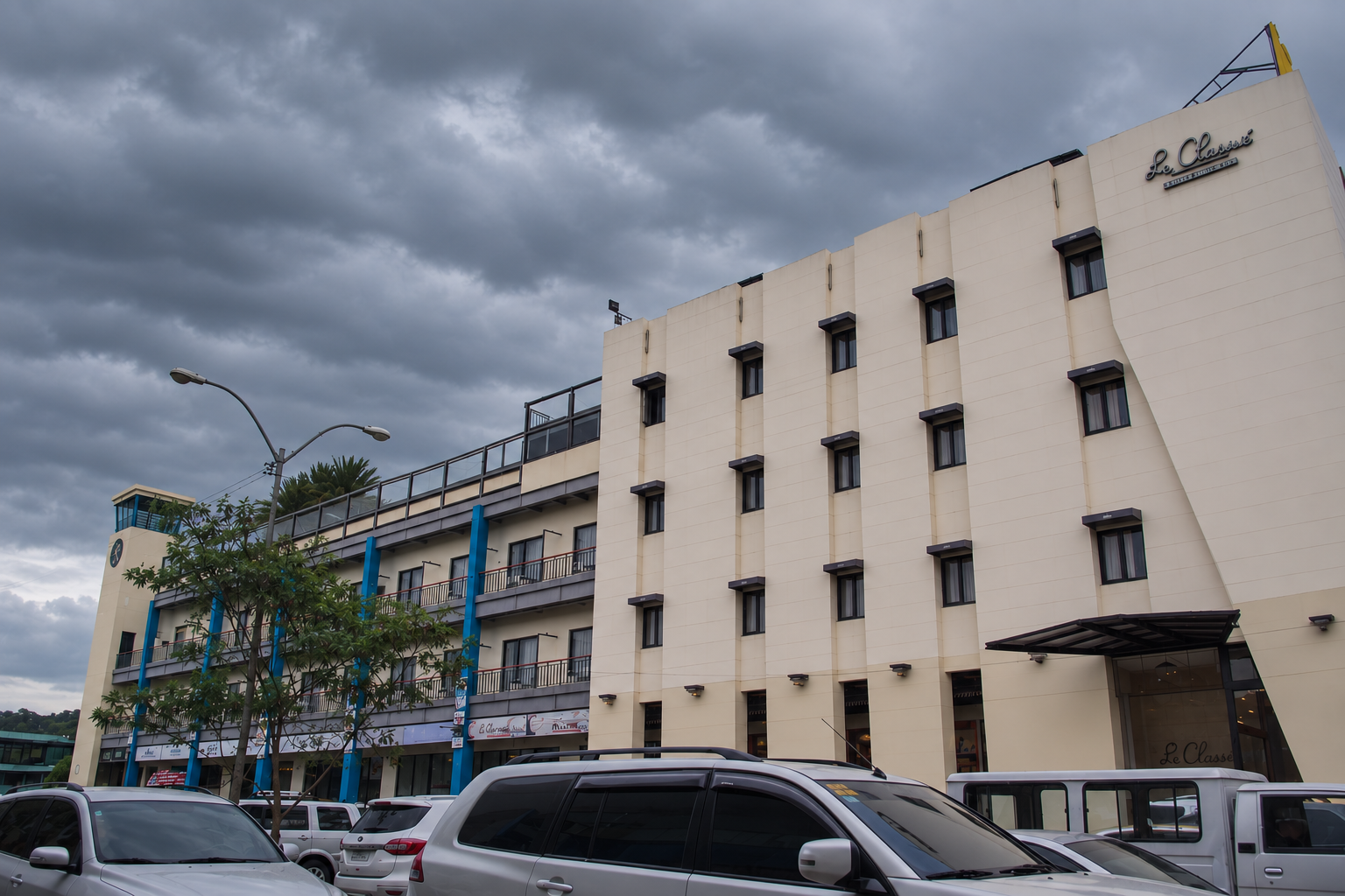 Long Weekend in Subic: How to Enjoy a Rainy Stay at Le Charmé Suites Gallery